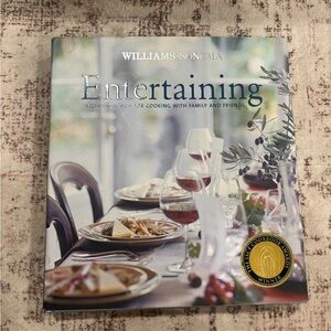 Williams Sonoma Entertaining Guidebook